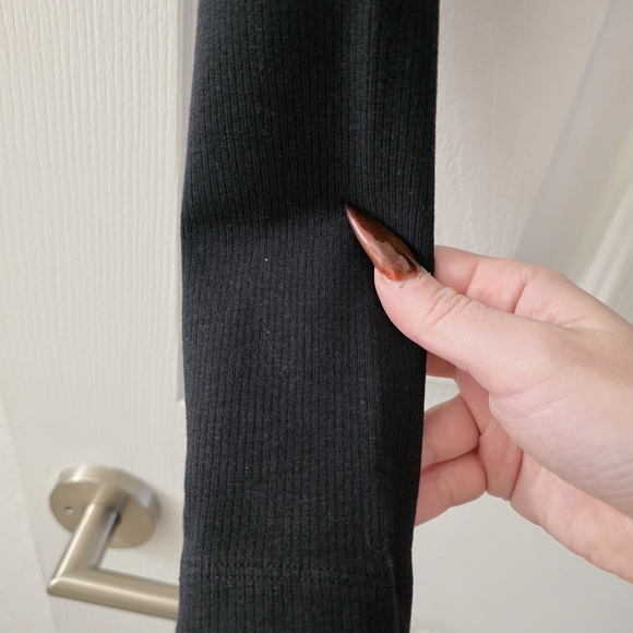 Adidas Cropped Long Sleeve - Picture 5 of 8